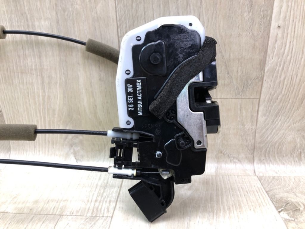 82500-3BA1A | Замок двері задн. прав. NISSAN VERSA B17 11-19 - Фото 2