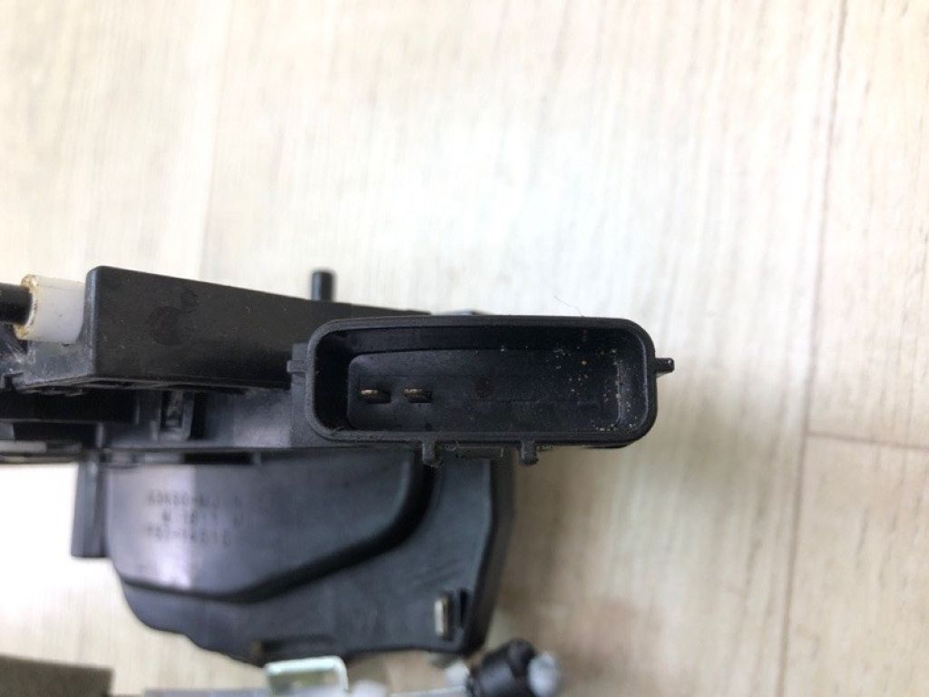 82500-3BA1A | Замок двері задн. прав. NISSAN VERSA B17 11-19 - Фото 6