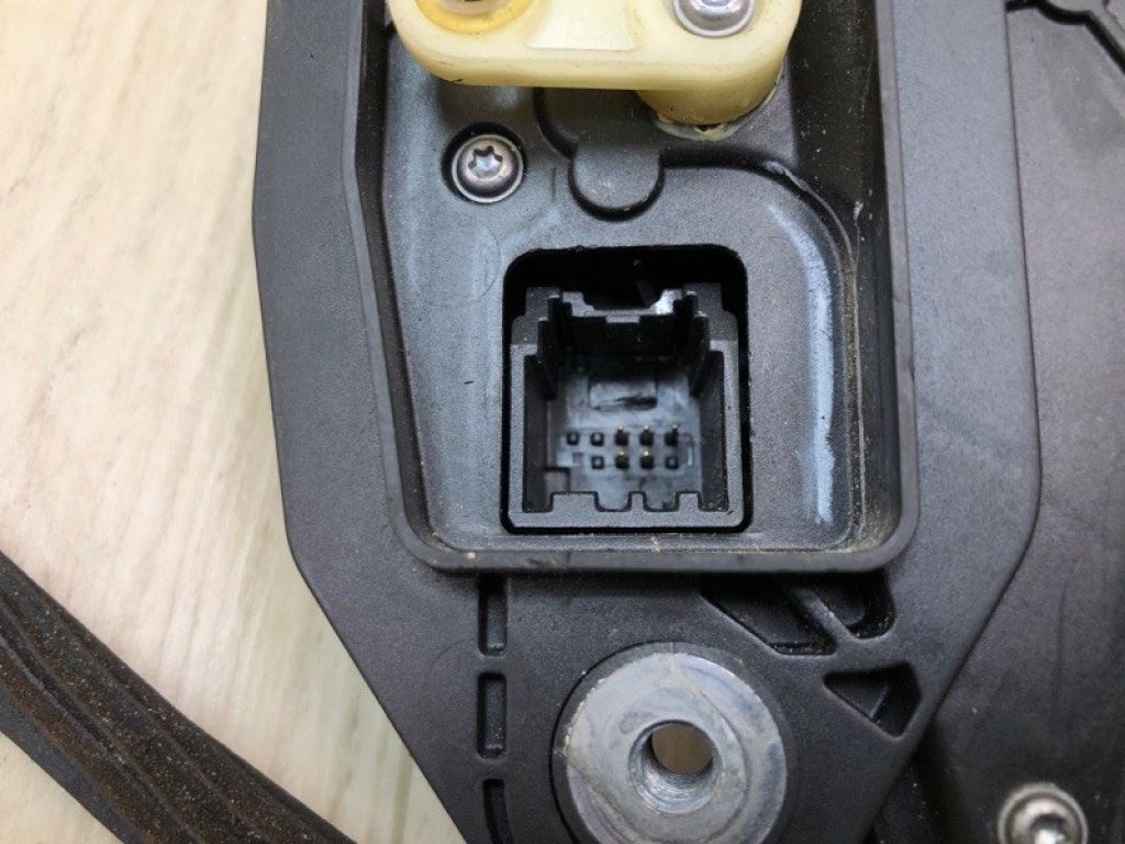 13546554 | Замок двері задн. прав. CHEVROLET CRUZE 15- - Фото 6