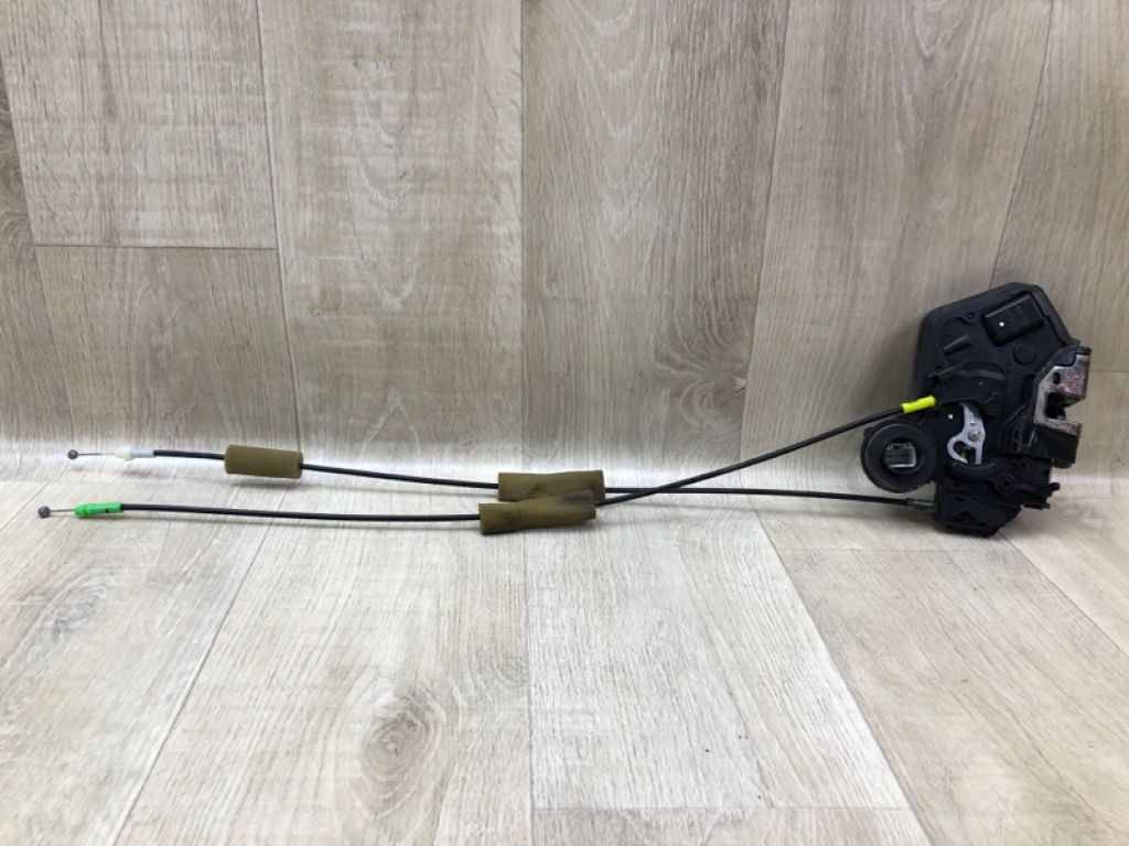 69050-33071 | Замок двери задн. прав. TOYOTA CAMRY 30 02-06