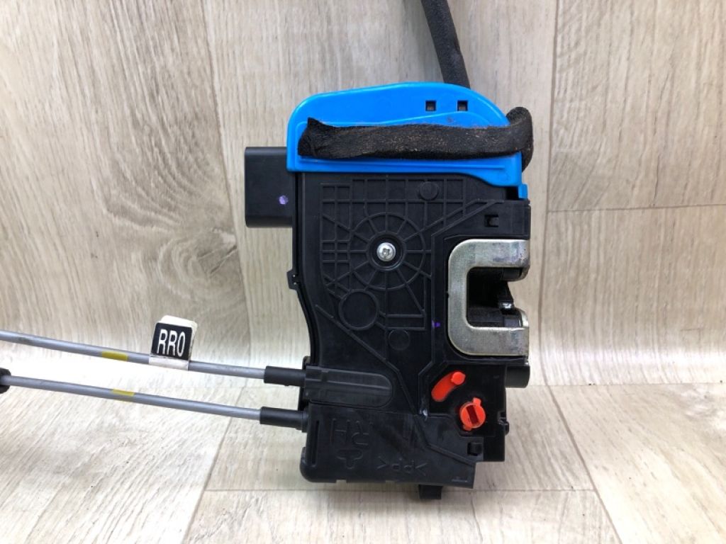 81420-2V000 | Замок двері задн. прав. HYUNDAI VELOSTER 11-18 - Фото 2