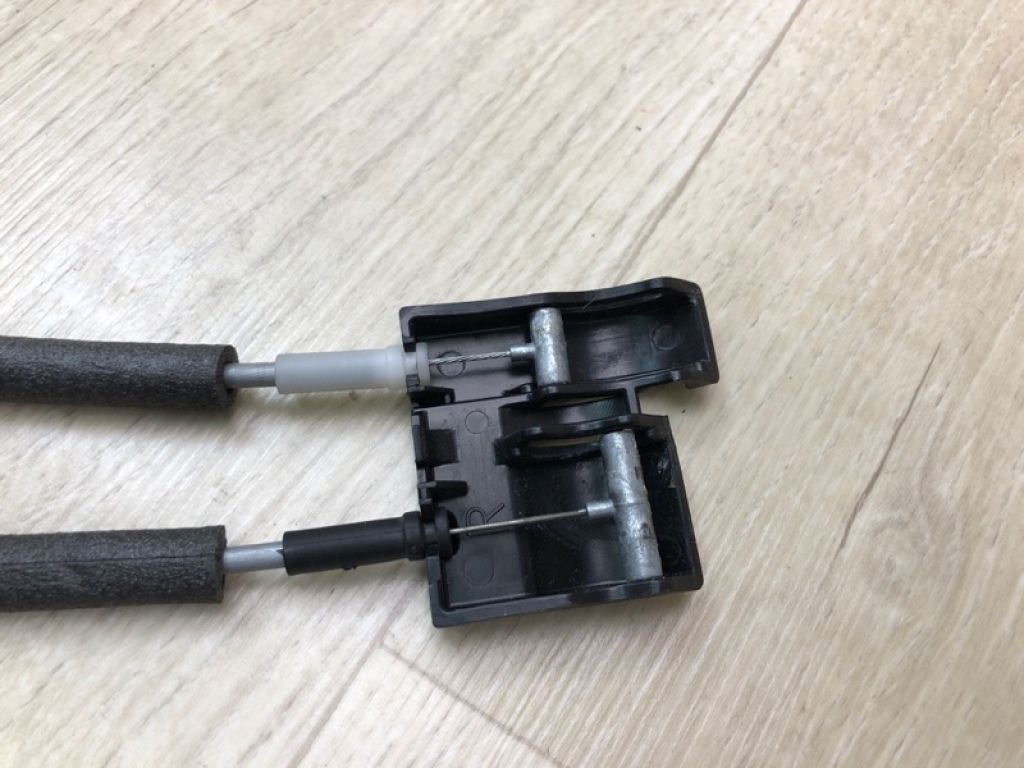 81420-2V000 | Замок двері задн. прав. HYUNDAI VELOSTER 11-18 - Фото 6