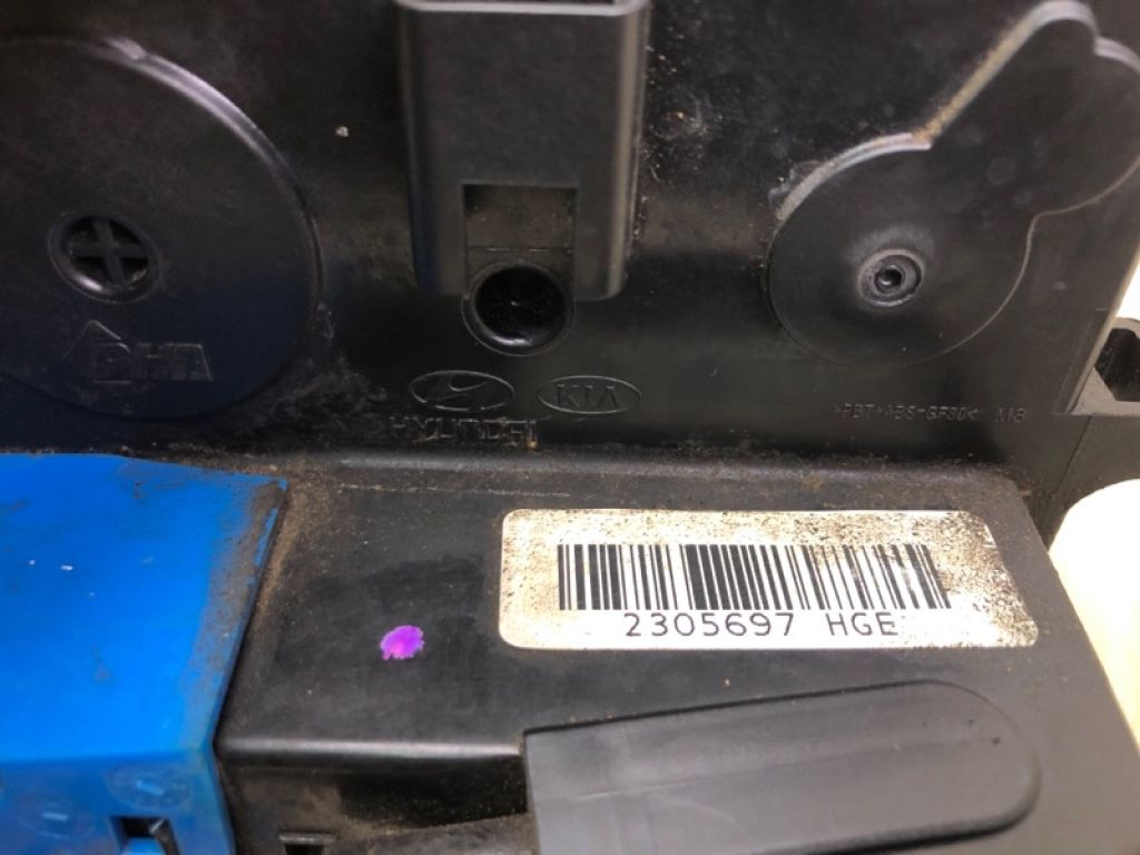 81420-2V000 | Замок двері задн. прав. HYUNDAI VELOSTER 11-18 - Фото 8