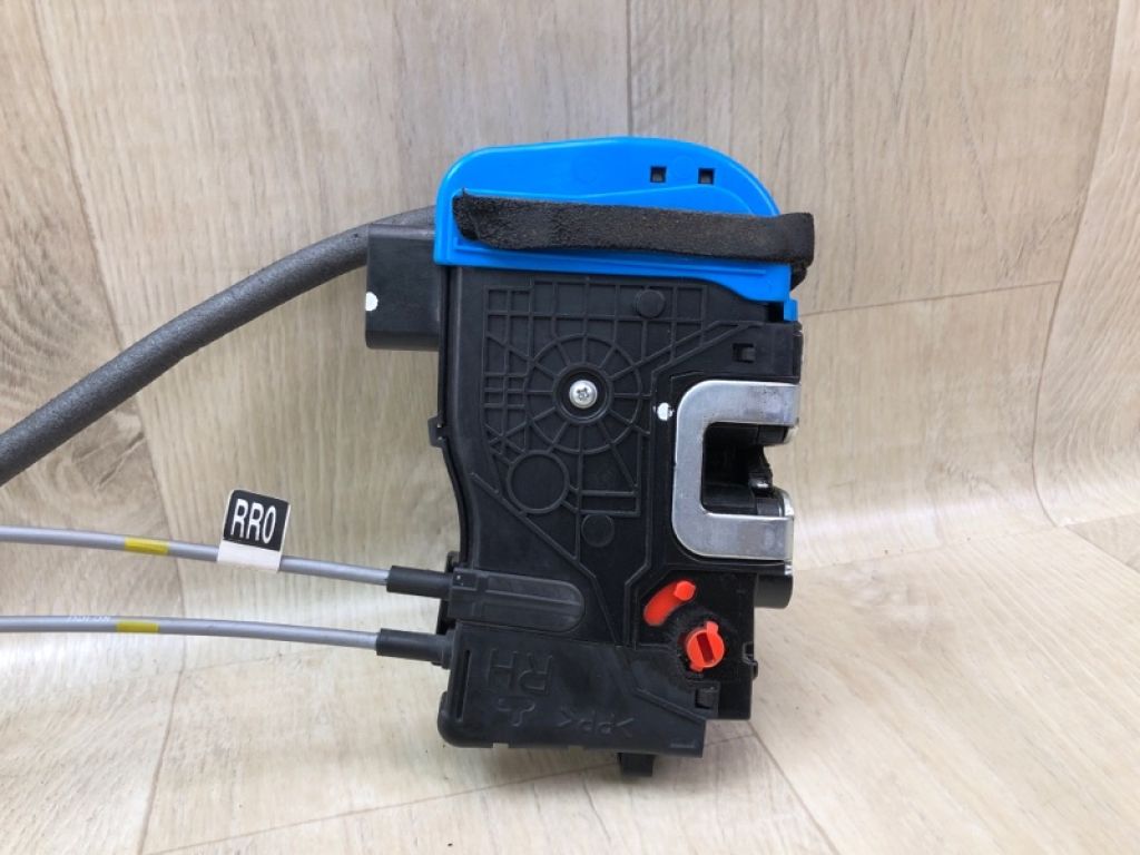 81420-2V000 | Замок двери задн. прав. HYUNDAI VELOSTER 11-18 - Фото 2