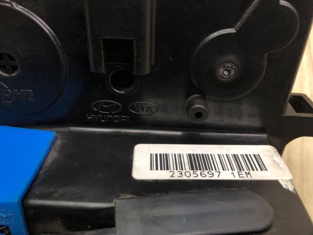 81420-2V000 | Замок двери задн. прав. HYUNDAI VELOSTER 11-18 - Фото 6