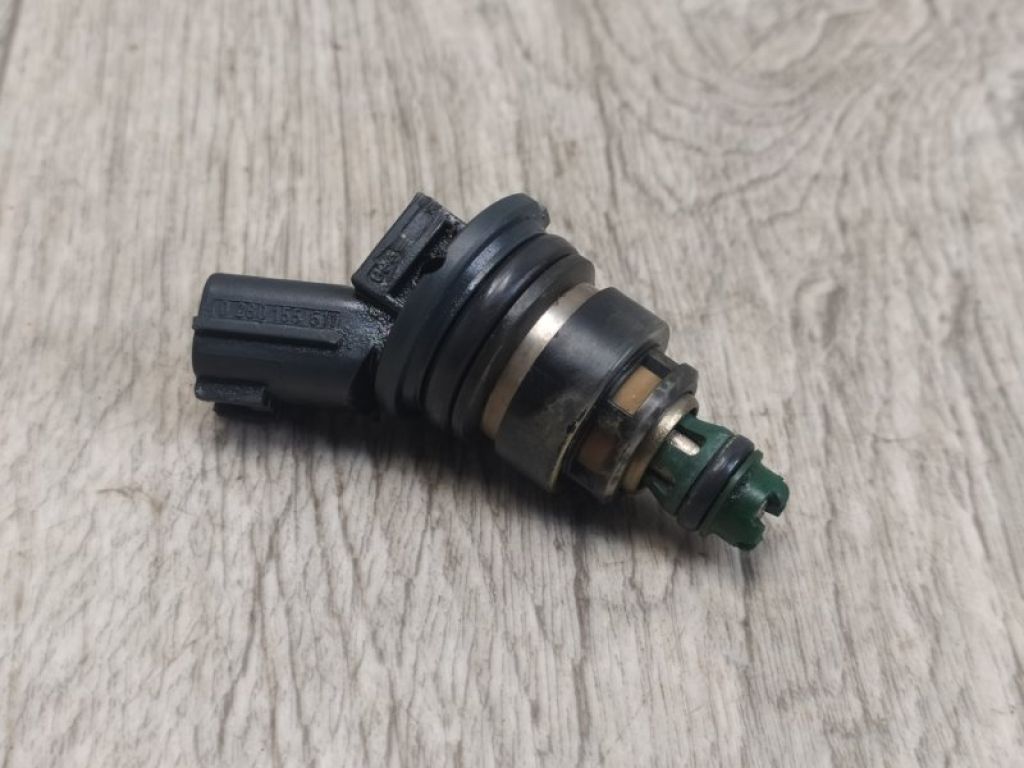 Форсунка паливна NISSAN PRIMERA P-11 96-01