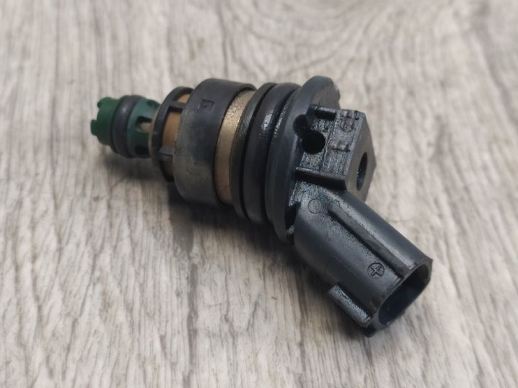 Форсунка паливна NISSAN PRIMERA P-11 96-01 - Фото 2