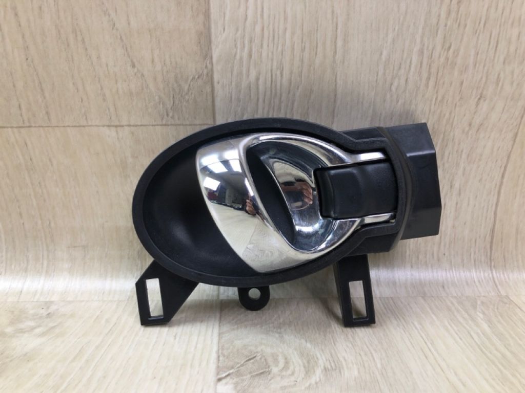 80670-3WC2B | Ручка дверей внутрішня задн. прав. NISSAN VERSA B17 11-19