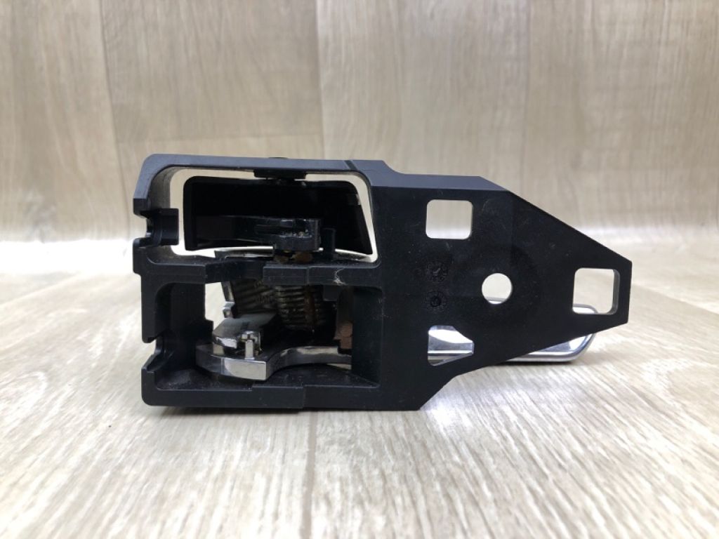 69205-0T010-C0 | Ручка дверей внутрішня задн. прав. TOYOTA VENZA 09-16 - Фото 2