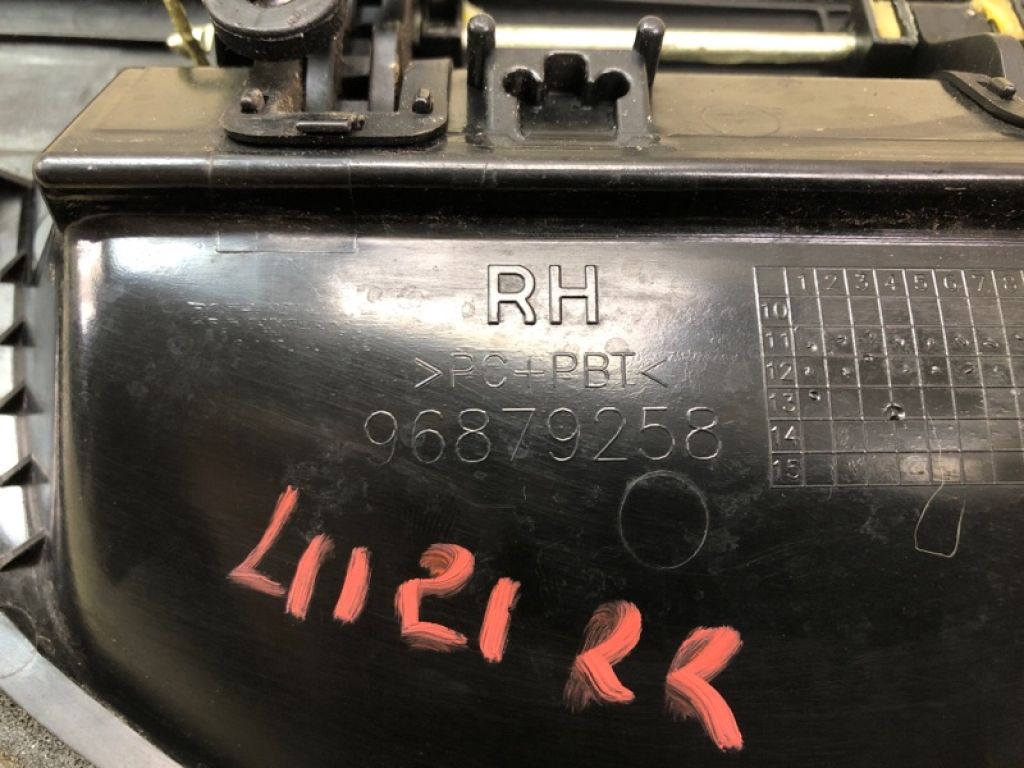 42564397 | Ручка двері зовнішня задн. прав. CHEVROLET SONIC 11-16 - Фото 4