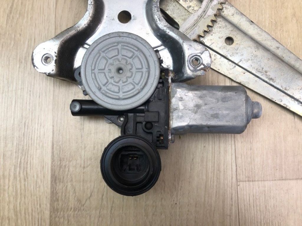 69803-33030 | Склопідйомник задн. прав. TOYOTA CAMRY 30 02-06 - Фото 3