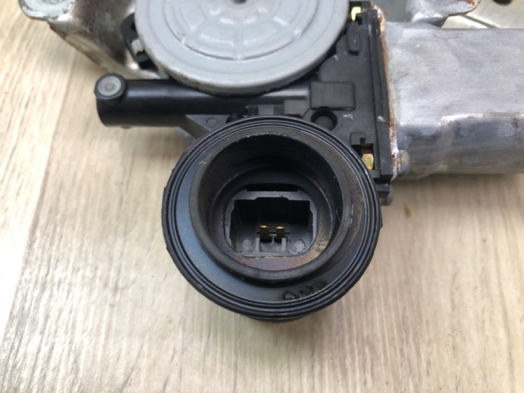 69803-33030 | Склопідйомник задн. прав. TOYOTA CAMRY 30 02-06 - Фото 4