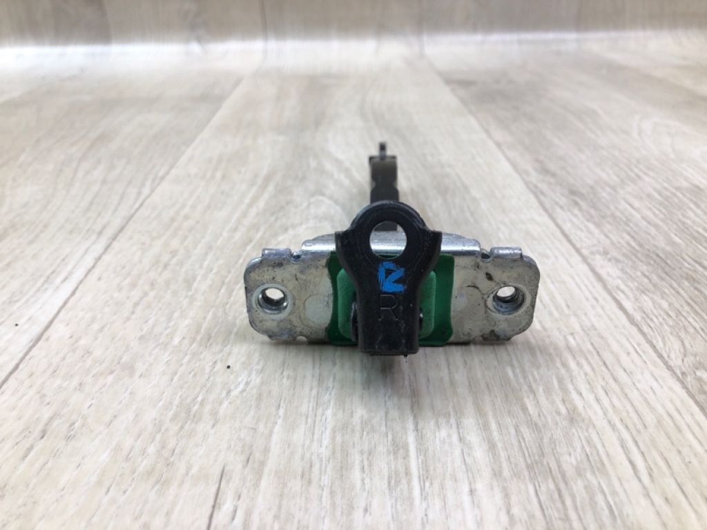 79490-2V000 | Обмежувач дверей задн. прав. HYUNDAI VELOSTER 11-18 - Фото 2