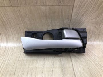 Ручка дверей внутрішня задн. прав. HYUNDAI ACCENT RB 10-
