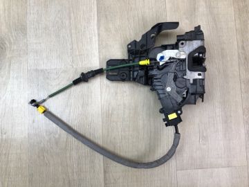 Замок двері передн. прав. MERCEDES C-CLASS W205 16-21