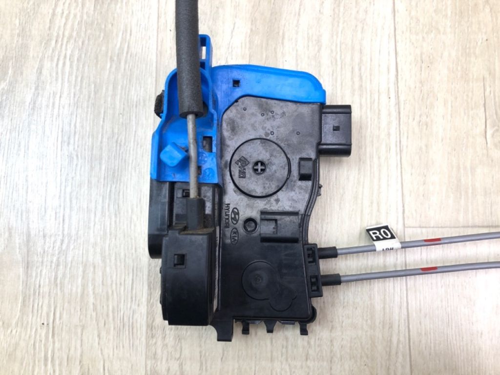 81320-2V000 | Замок двері передн. прав. HYUNDAI VELOSTER 11-18 - Фото 4