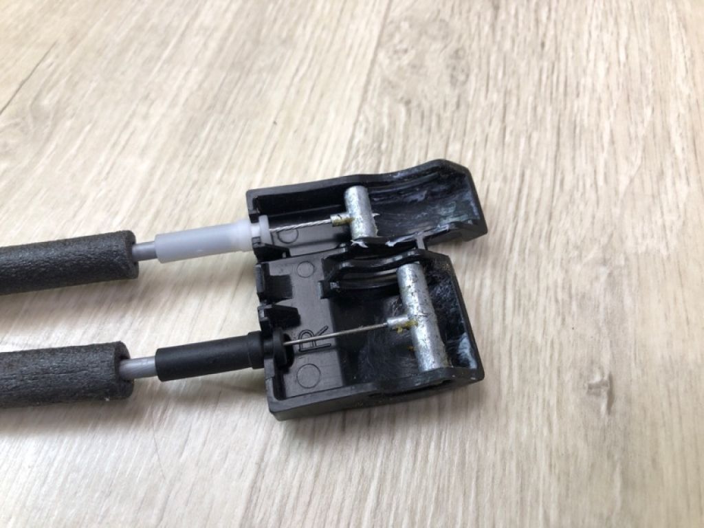 81320-2V000 | Замок двері передн. прав. HYUNDAI VELOSTER 11-18 - Фото 5