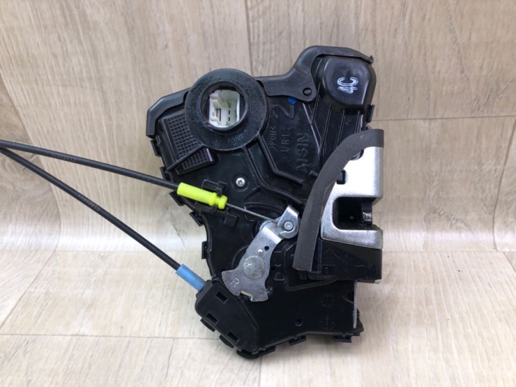 69030-0C050 | Замок двери передн. прав. TOYOTA VENZA 09-16 - Фото 2