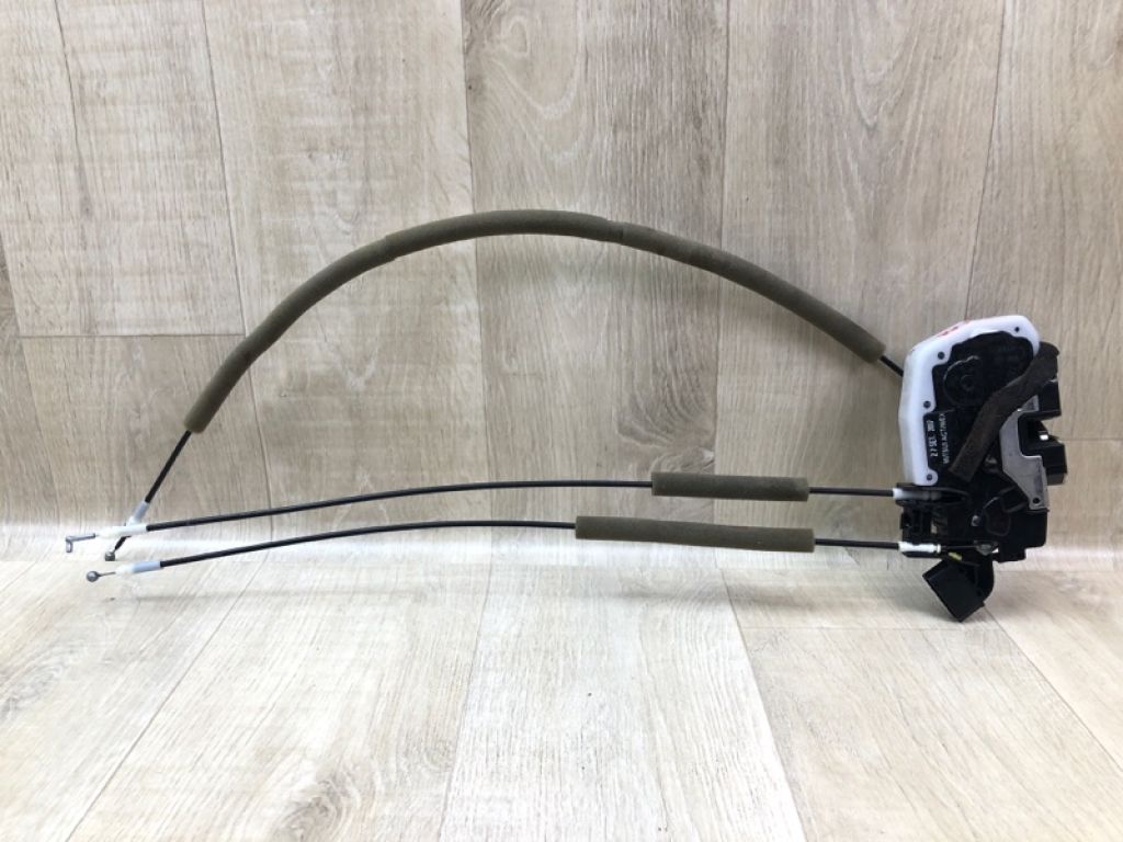 80500-3BA0A | Замок двері передн. прав. NISSAN VERSA B17 11-19