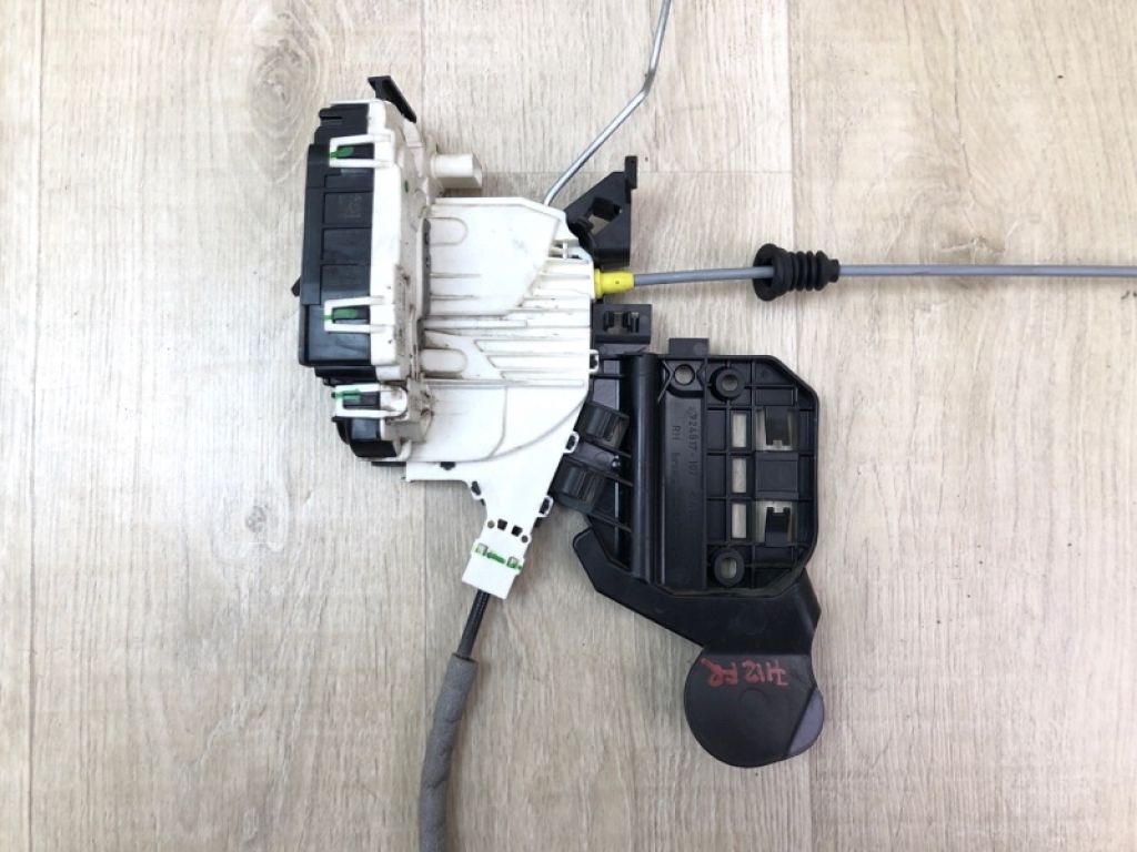 A 166 720 04 35 | Замок двері передн. прав. MERCEDES GL-CLASS X166 12-16 - Фото 4