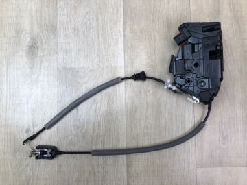 Замок двері передн. прав. VOLKSWAGEN TIGUAN 08-17