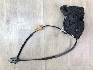 Замок двері передн. прав. VOLKSWAGEN JETTA USA 10-17