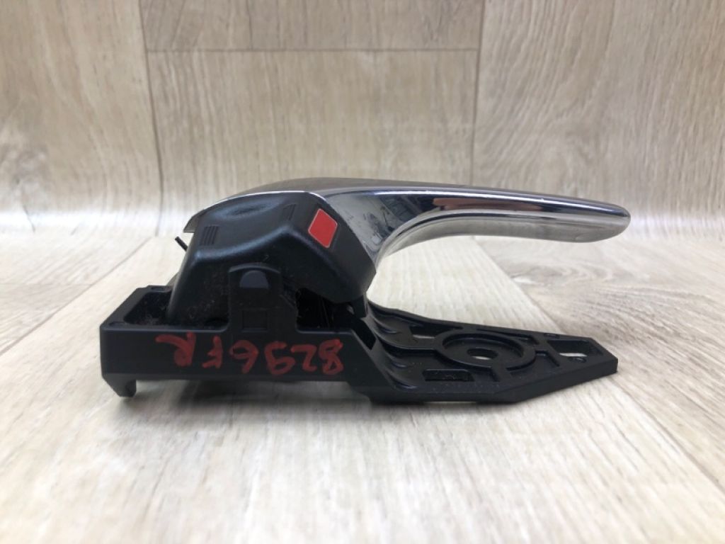 69205-0T010-C0 | Ручка дверей внутрішня передн. прав. TOYOTA VENZA 09-16 - Фото 3