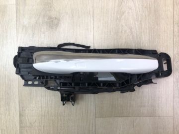 Ручка двері зовнішня передн. прав. MERCEDES C-CLASS W205 16-21