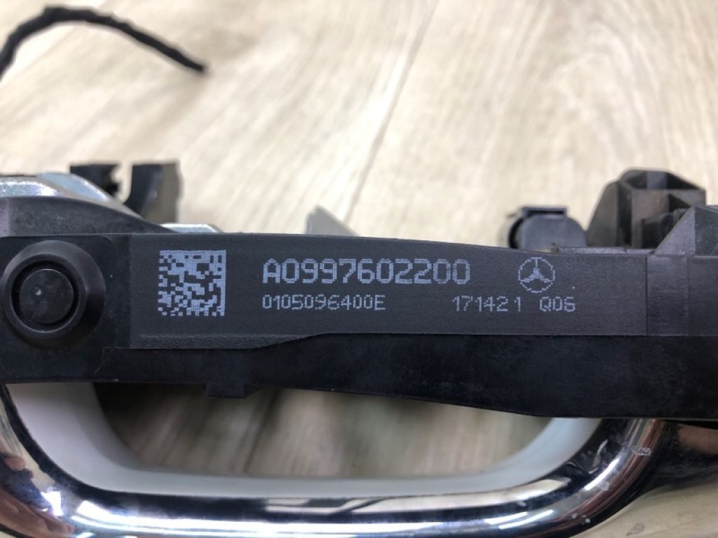 A 099 760 56 01 9149 | Ручка двері зовнішня передн. прав. MERCEDES C-CLASS W205 16-21 - Фото 10