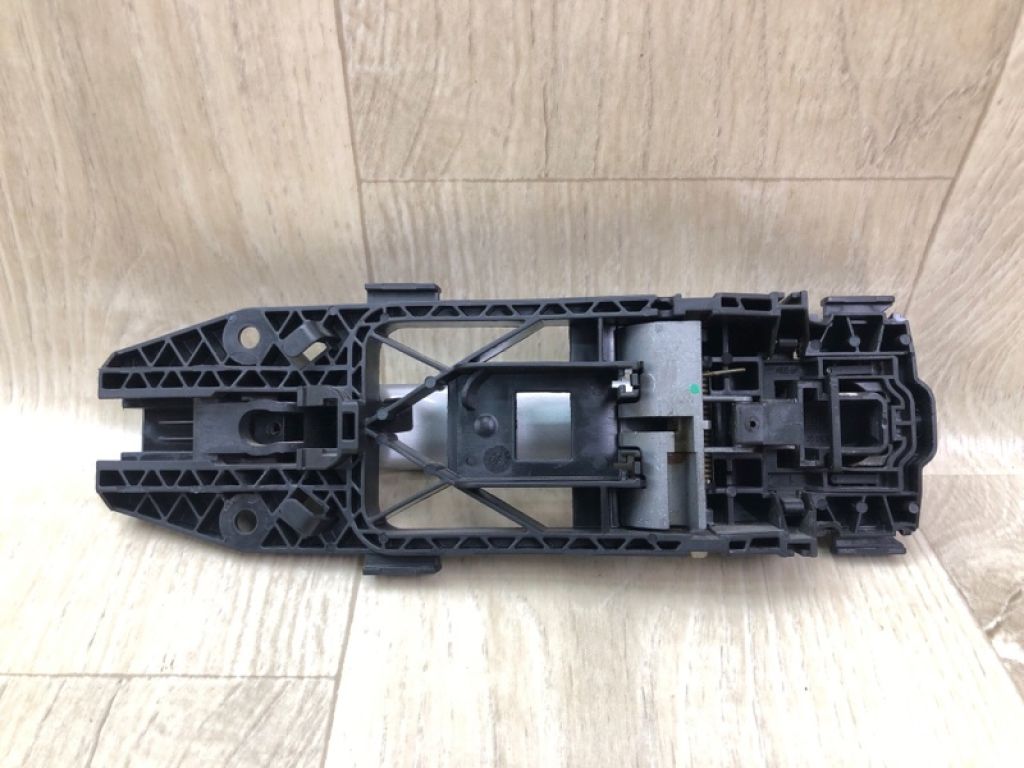 5N0 837 205 M GRU | Ручка двері зовнішня передн. прав. VOLKSWAGEN TIGUAN 08-17 - Фото 2