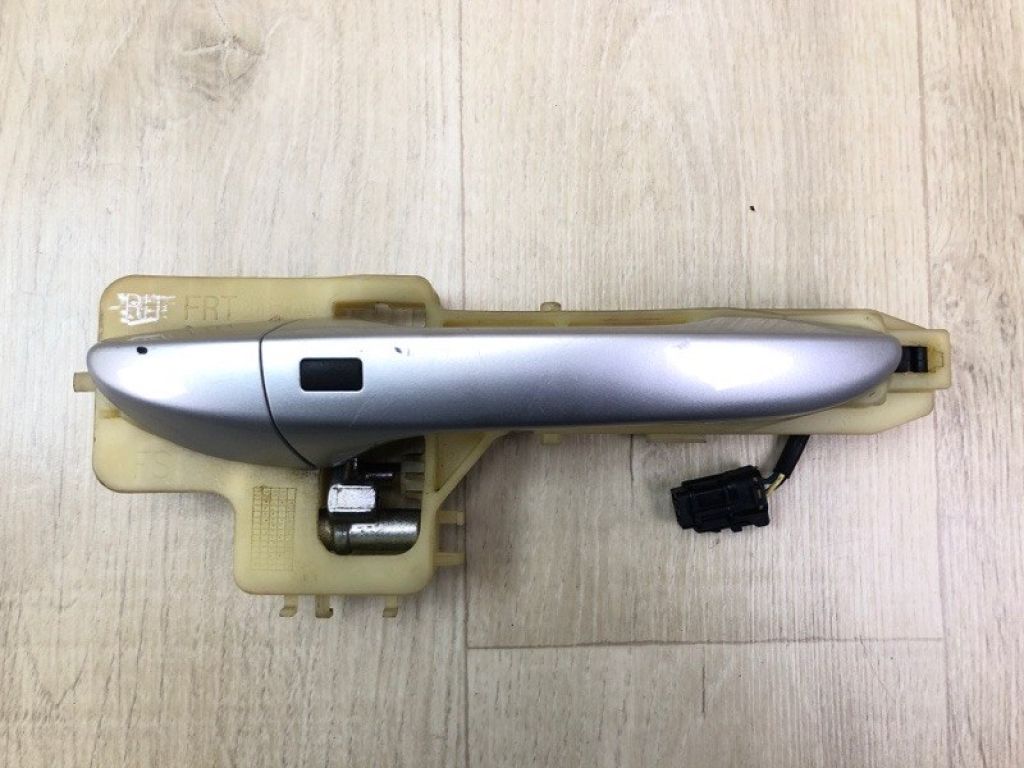 82661-2V110RHM | Ручка двері зовнішня передн. прав. HYUNDAI VELOSTER 11-18