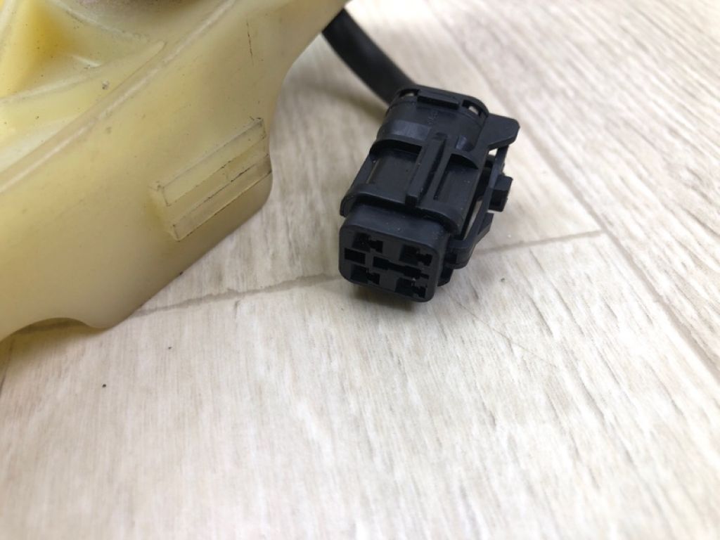 82661-2V110RHM | Ручка двері зовнішня передн. прав. HYUNDAI VELOSTER 11-18 - Фото 6