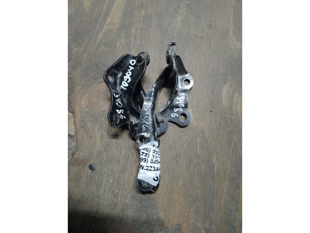 Петля капоту лів. TOYOTA CAMRY 30 02-06 - Фото 5