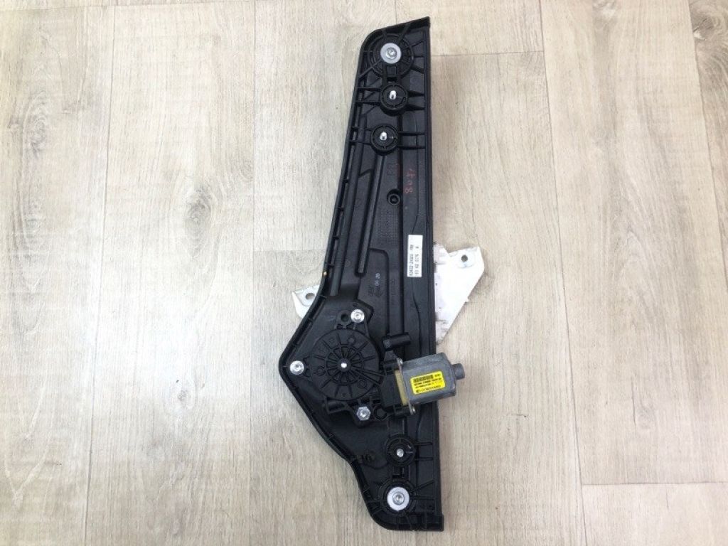 82402-2V000 | Склопідйомник передн. прав. HYUNDAI VELOSTER 11-18 - Фото 2