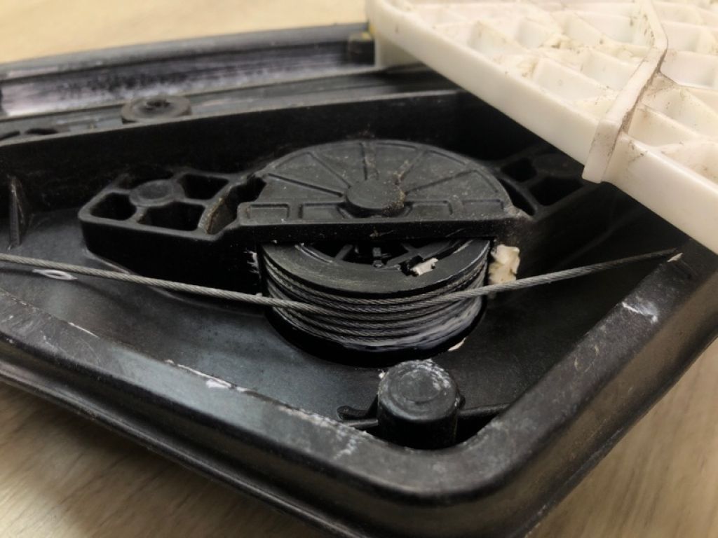 82402-2V000 | Склопідйомник передн. прав. HYUNDAI VELOSTER 11-18 - Фото 5