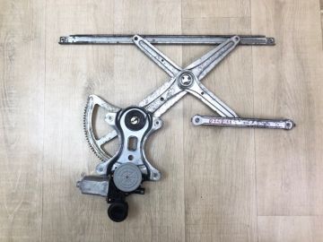 Склопідйомник передн. прав. TOYOTA CAMRY 30 02-06