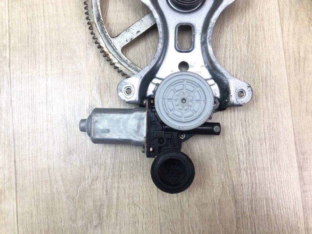 69801-33050 | Склопідйомник передн. прав. TOYOTA CAMRY 30 02-06 - Фото 3