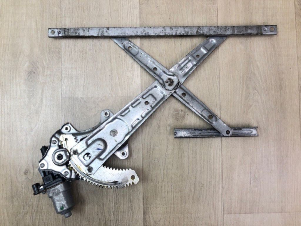 80720-1HL0A | Склопідйомник передн. прав. NISSAN VERSA B17 11-19