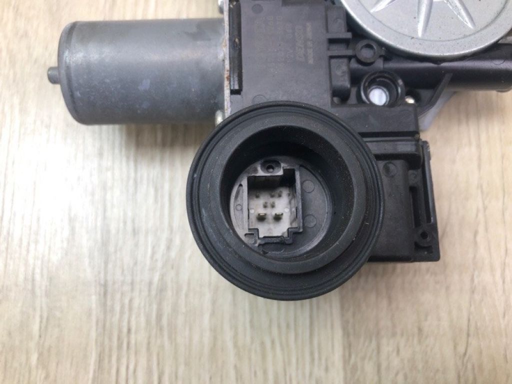 69801-08020 | Склопідйомник передн. прав. TOYOTA SIENNA 11-16 - Фото 4