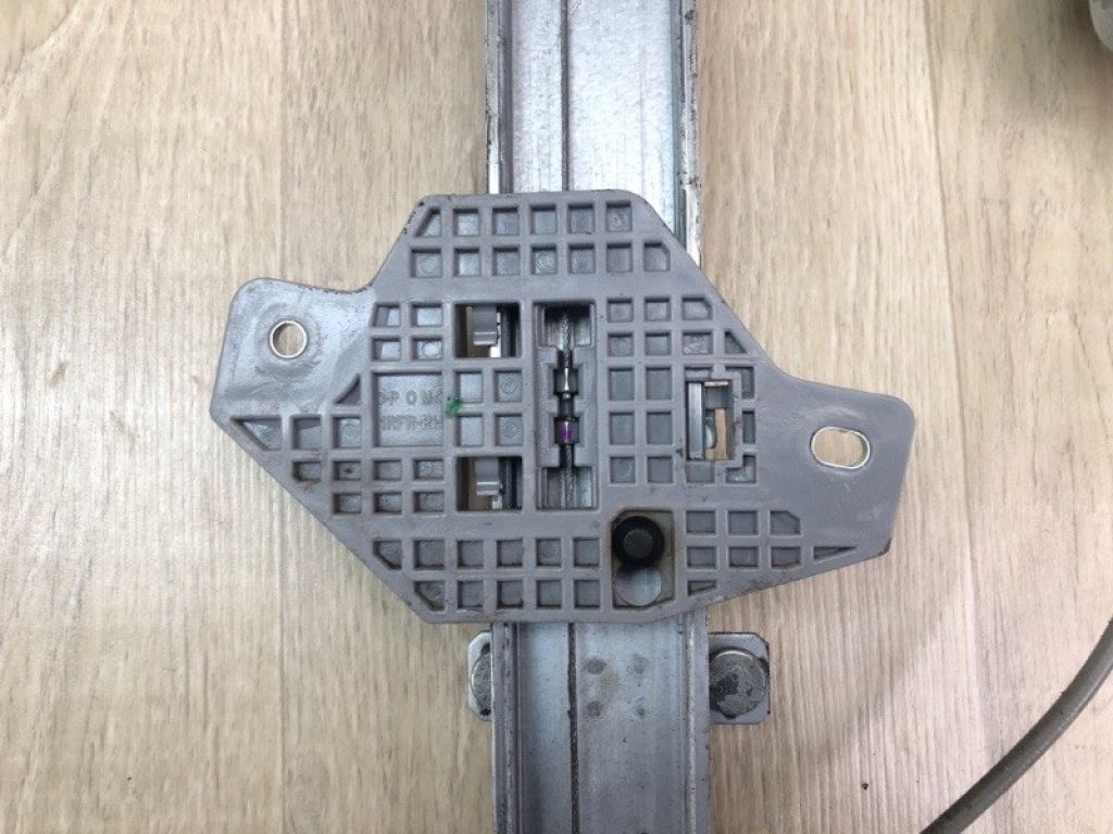 82404-1R110 | Стеклоподъемник передн. прав. HYUNDAI ACCENT RB 10- - Фото 4