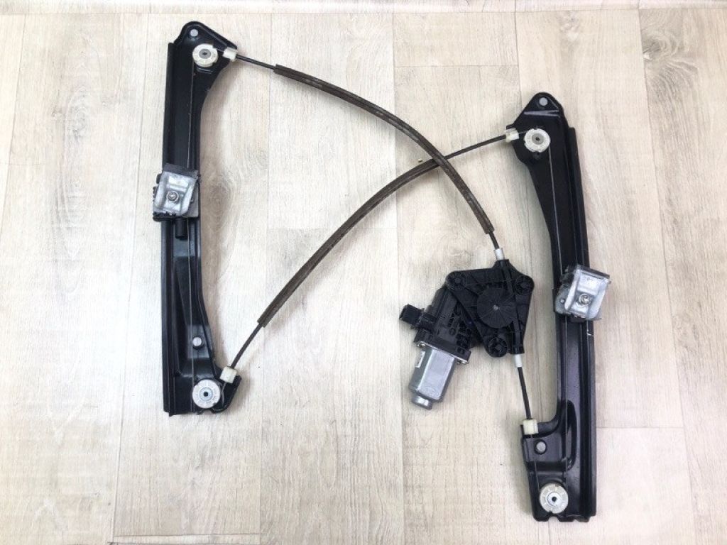 5C6 837 462 C | Склопідйомник передн. прав. VOLKSWAGEN JETTA USA 10-17