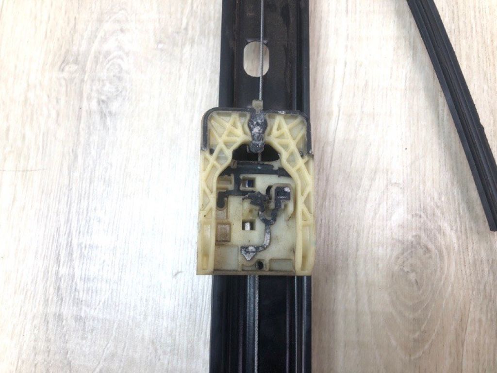 5NN 837 462 | Склопідйомник передн. прав. VOLKSWAGEN TIGUAN 16-23 - Фото 2