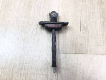 Обмежувач дверей передн. прав. HYUNDAI ACCENT RB 10-