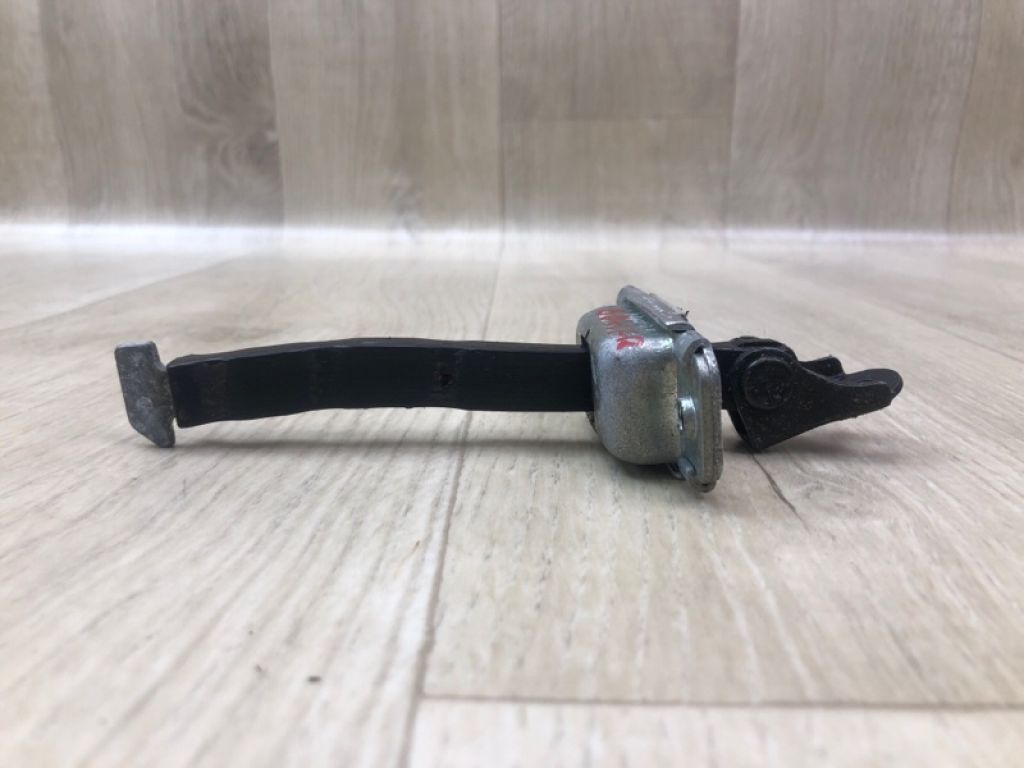 79390-2V000 | Ограничитель двери передн. прав. HYUNDAI VELOSTER 11-18 - Фото 2