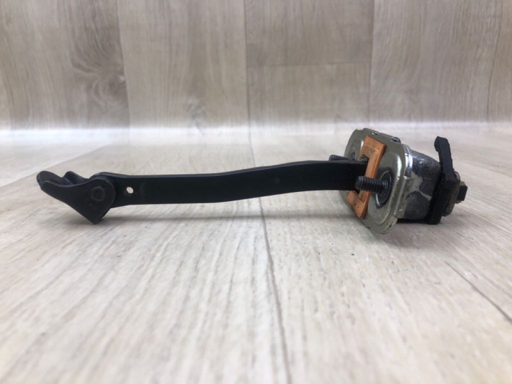 79390-D3000 | Обмежувач дверей передн. прав. HYUNDAI TUCSON TL 15-20 - Фото 3