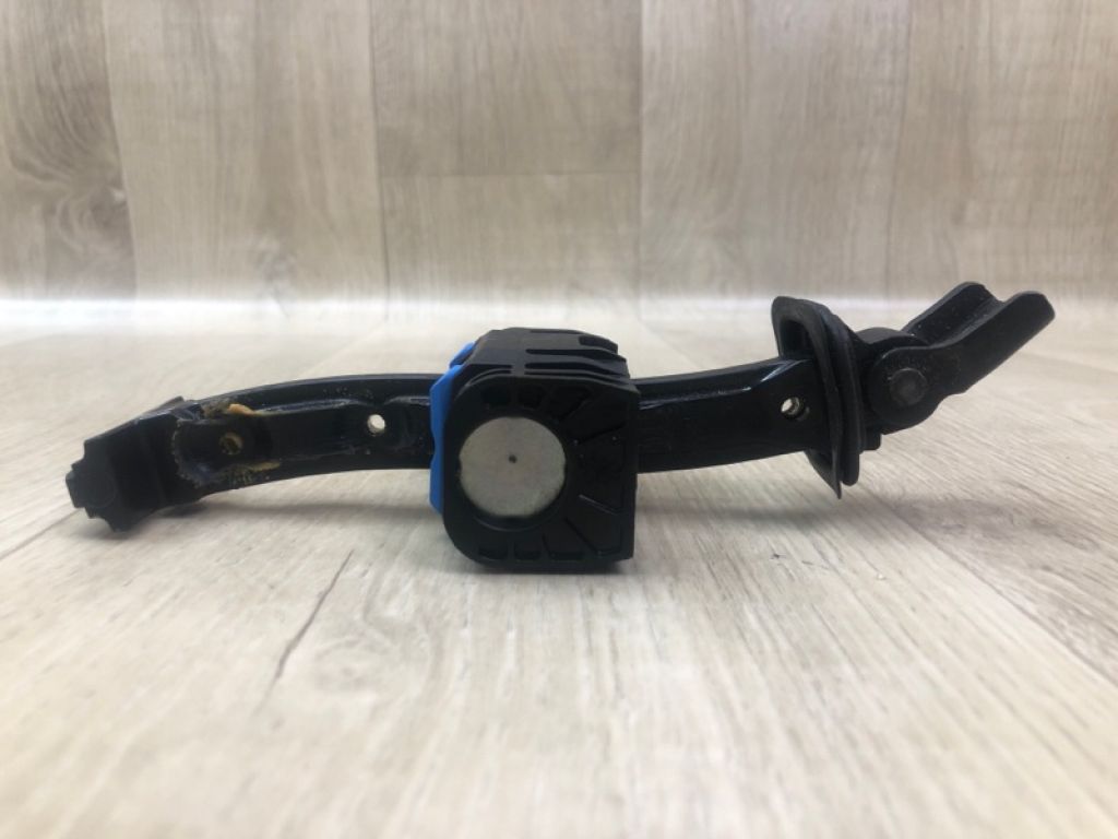 5N0 837 249 A | Обмежувач дверей передн. прав. VOLKSWAGEN TIGUAN 08-17 - Фото 3