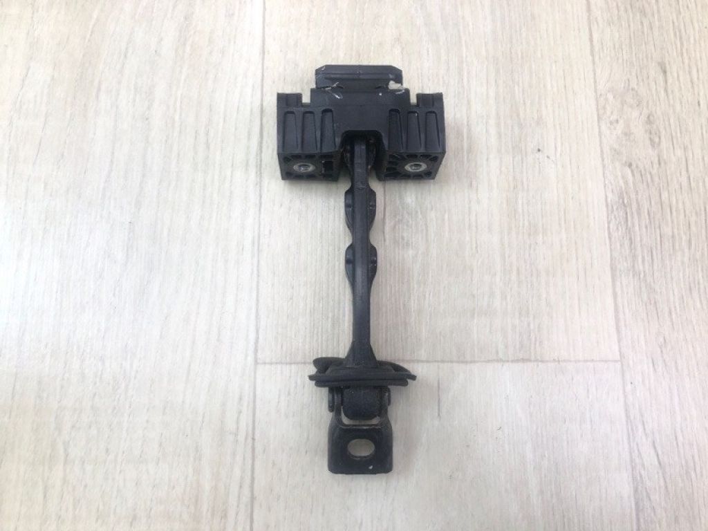 5C6 837 249 | Обмежувач дверей передн. прав. VOLKSWAGEN JETTA USA 10-17 - Фото 2