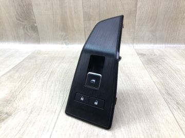 Кнопка склопідіймача передн. прав. NISSAN X-TRAIL/ROGUE T33 20-