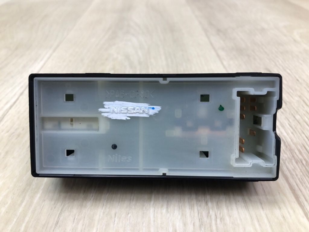 25411-1FC0B | Кнопка склопідіймача передн. прав. NISSAN VERSA B17 11-19 - Фото 4