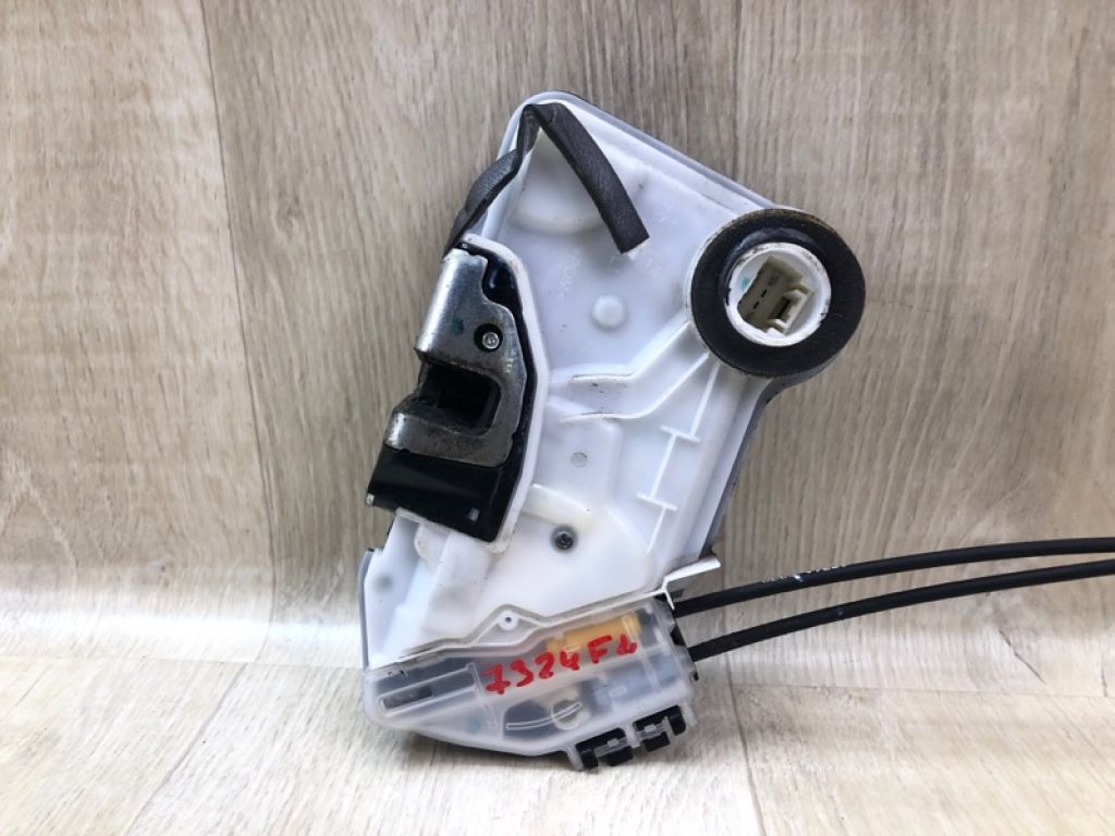 69040-02440 | Замок двери передн. лев. TOYOTA SIENNA 11-16 - Фото 2